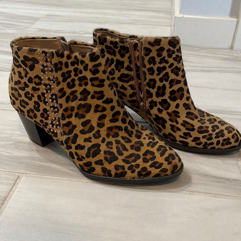Womens Vionic ankle boots